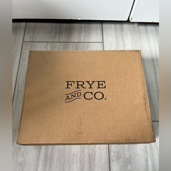 Women’s Frye and Co. stacked heel booties. NWT. Western look - Picture 3 of 8